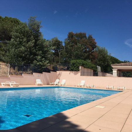 Sainte-Maxime - 3 Bedroom Apartment, Air Conditioned, Outdoor Terrace, Swimming Pool Exterior foto