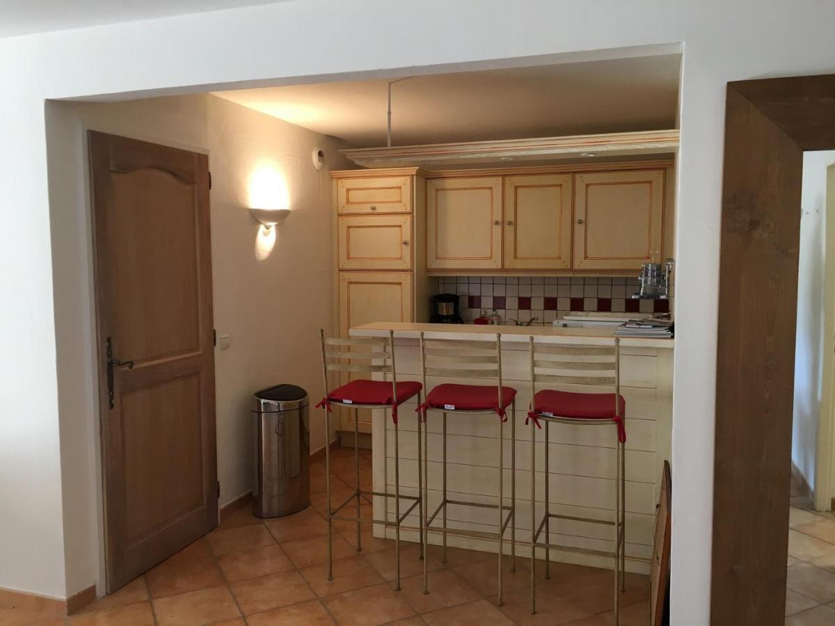Sainte-Maxime - 3 Bedroom Apartment, Air Conditioned, Outdoor Terrace, Swimming Pool Exterior foto